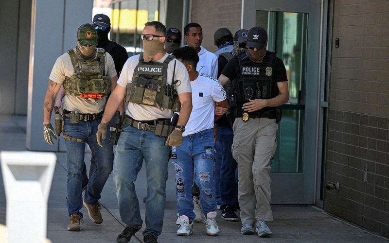Lawyers Decry ICE's 'Supercharged Detention' as Unlawful