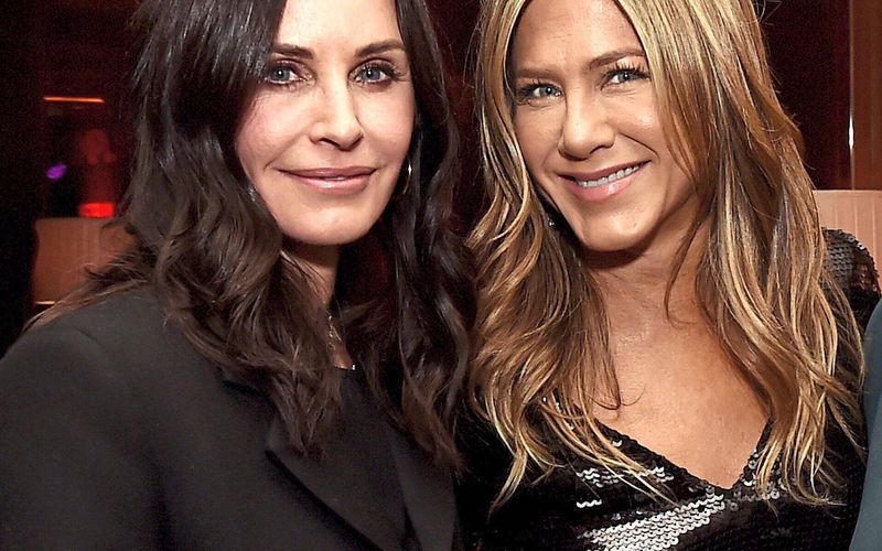 Courteney Cox Urges Jennifer Aniston to Tread Carefully with Jim Curtis