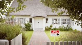 Should You Call the Number on the For Sale Sign? Here’s Why You Might Want to Think Twice